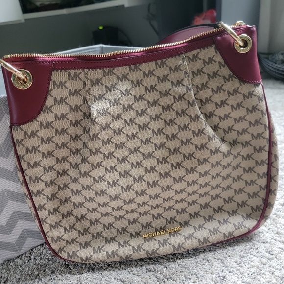 Michael Kors Jet Set large purse NWT! - Picture 1 of 7